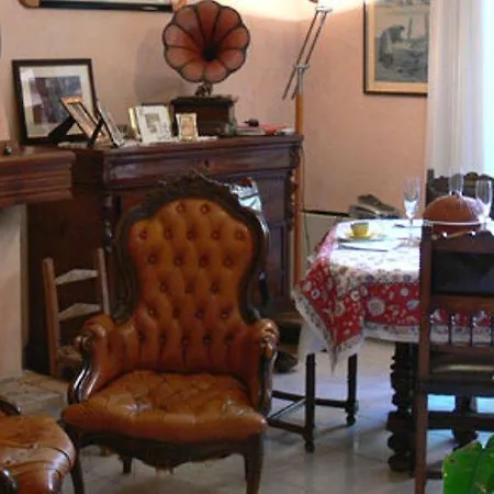 Bed and Breakfast Casanoemi 1 Κάλιαρι
